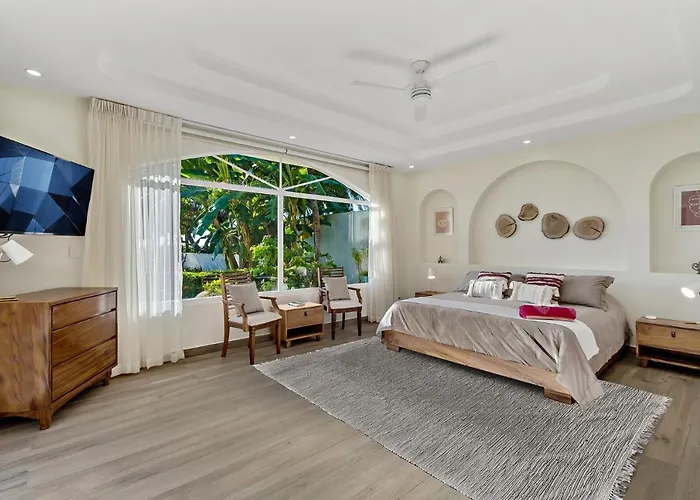 Casa Paraiso Hotel