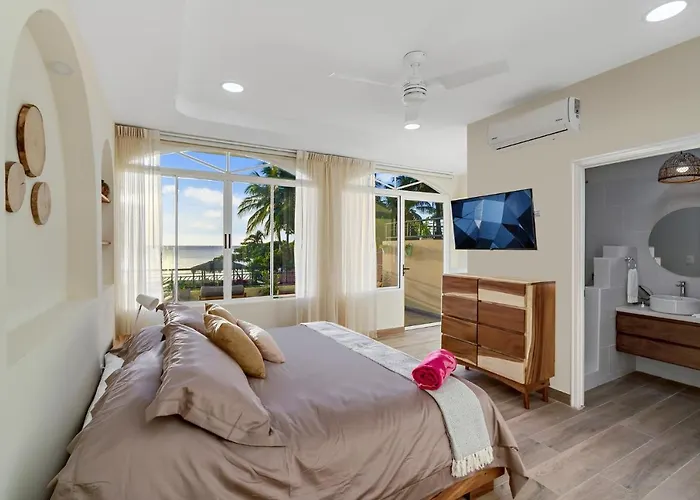 Casa Paraiso Hotel